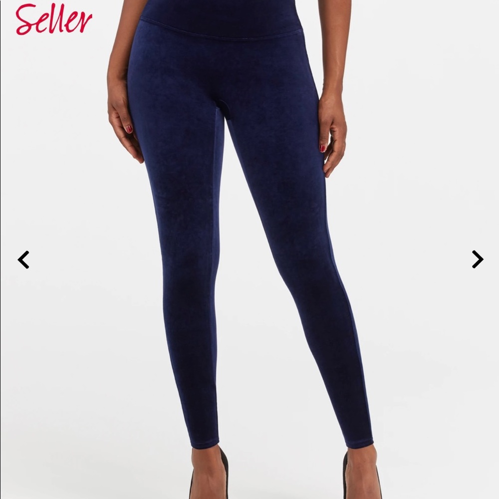 NWT SPANX Velvet Leggings size S in Navy